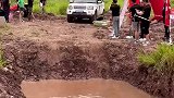 越野有风险，玩车需谨慎