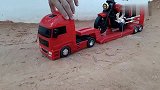 沙滩玩具游戏：大卡车山路运输摩托车