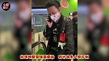 49岁陈志朋现身机场，身上挂国旗配件被网友大赞