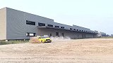 奥迪开启四驱，地板油土地玩漂移