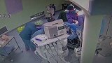 点赞！陕西咸阳一护士晕倒在手术台 醒后第一件事：接着抢救