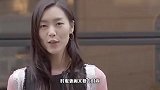 刘雯难得一见的慵懒范儿，穿羊羔毛夹克配蓝色毛衣，太帅太时髦