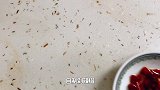 湖南的“花甲爱上牛蛙”鲜嫩好吃，20多年大厨公开配方，在家也能做