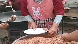 河南饭店的手工肉丸，掌握技巧，做起来速度好快！