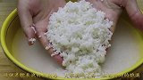 糯米别直接吃了，加半碗红枣，比包粽子简单多了，馋的孩子流口水
