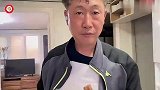 韩国人来家里蹭饭，妈妈特意准备一桌中国菜，他能喜欢吃吗？