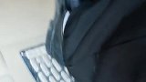 如何避免错把油门当刹车？一个技巧搞定。