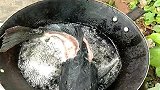 硬核大哥尝试红烧清道夫，网友：广东那边都不吃的东西你也敢吃