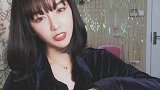 小姐姐这身衣服好好看，还对我送秋波，心脏暴击啊！