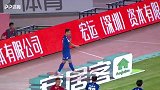 穆里奇门前抢点踢空 臧一锋后点包抄打破僵局
