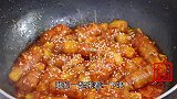 土豆加里脊肉，教你创意新吃法，酸甜又开胃，上桌全家抢着吃！