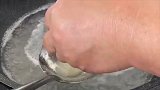 水煮荷包蛋我就服这种煮法，又圆又嫩，无散花无白沫，超简单
