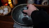 排骨汤怎么炖最好喝，我认为排骨汤炖玉米最好喝