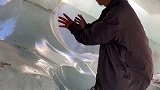 这种水流冲刷过的老冰特别滑，简直不要太爽。