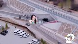 藏民给姐姐们献哈达，周捷已耐不住内心的舞魂，现场跳起来