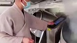 出家人都用上高科技了，做饭也是种修行啊