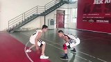 篮球-18年-敌动我不动！听说你们球场上玩花里胡哨的都是那么防的？-专题