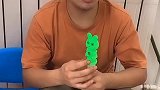 童年趣事：怎么照顾弟弟吃药