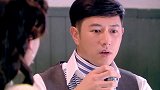 烽火佳人：女子坐在家里的时候，有人在外面敲门，不料是杜允唐
