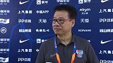 青岛黄海抵达球场 吴金贵：波波维奇上场与否看情况
