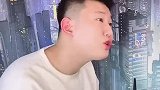 谁说男孩不能穿黑丝？