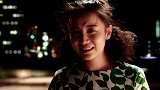 美女让男子给个信物，不料男子瞬间懂了