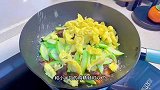 这才是西葫芦又简单又好吃的做法，脆嫩可口，营养又美味