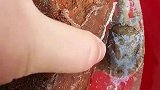 这咋还冻上了，进入冬眠期了