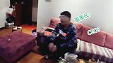 啃老男不愿工作与母亲争吵 民警上门秒变教导主任发出灵魂拷问