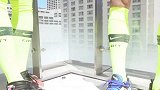 我买还不行？曼城着客场球衣战红军 萨内日常冷酷脸