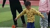 小孩也会醉拳，看起来收放自如