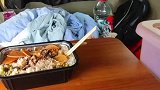 明天再吃完泡面就可以吃土了，你们还好吗