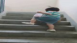 拿快递，小棉袄说要帮忙，想不到这么聪明！