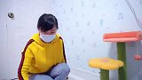 小猫咪闯祸弄坏主人的东西，没想到哥哥竟然这么对她