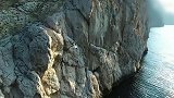惊险刺激  热辣小姐姐带你体验水上极限运动