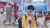 男生能接受姐弟恋吗？小伙为了女人，啥都敢说