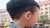 儿子受伤后，第一句话竟然说这个，眼前这一幕，让老娘好心疼！