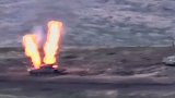 亚美尼亚和阿塞拜疆爆发冲突：坦克被打爆，直升机、无人机被击落