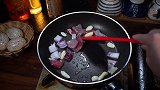 肉片炒什么好吃菜谱，简单又好吃的肉片炒莲藕，超级开胃