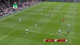 送礼成瘾？主队后场失误看不懂 阿圭罗把握机会扩大比分