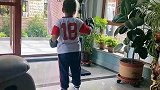 习武之人难免磕磕碰碰，网友：最后练成了铁头功