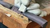紫檀木是出了名的坚硬，在木匠的手里也是要服软的