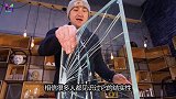 50个鞭炮能炸碎防弹玻璃吗老外硬核测试，结局谁也没料到