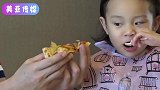 贾乃亮独自带甜馨吃饭，甜馨一个口误，暴露李小璐真实生活