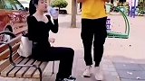 这一下子就给浇清醒了