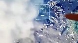 战争面前人太渺小！阿塞拜疆TB-2无人机袭击亚美尼亚武装部队，导弹正中人群中央