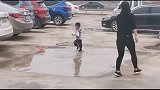 哈哈我就是不出来，有本事你进来呀