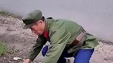 展示叠被子一条龙打法！岁月老去，操作也永远铭记在心！