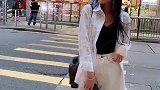 看到小姐姐这样天真的笑容，实在是让人心动