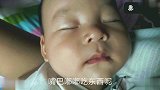 宝宝妈妈，你个骗子，骗子，谁说睡着了就不饿了，还是饿啊